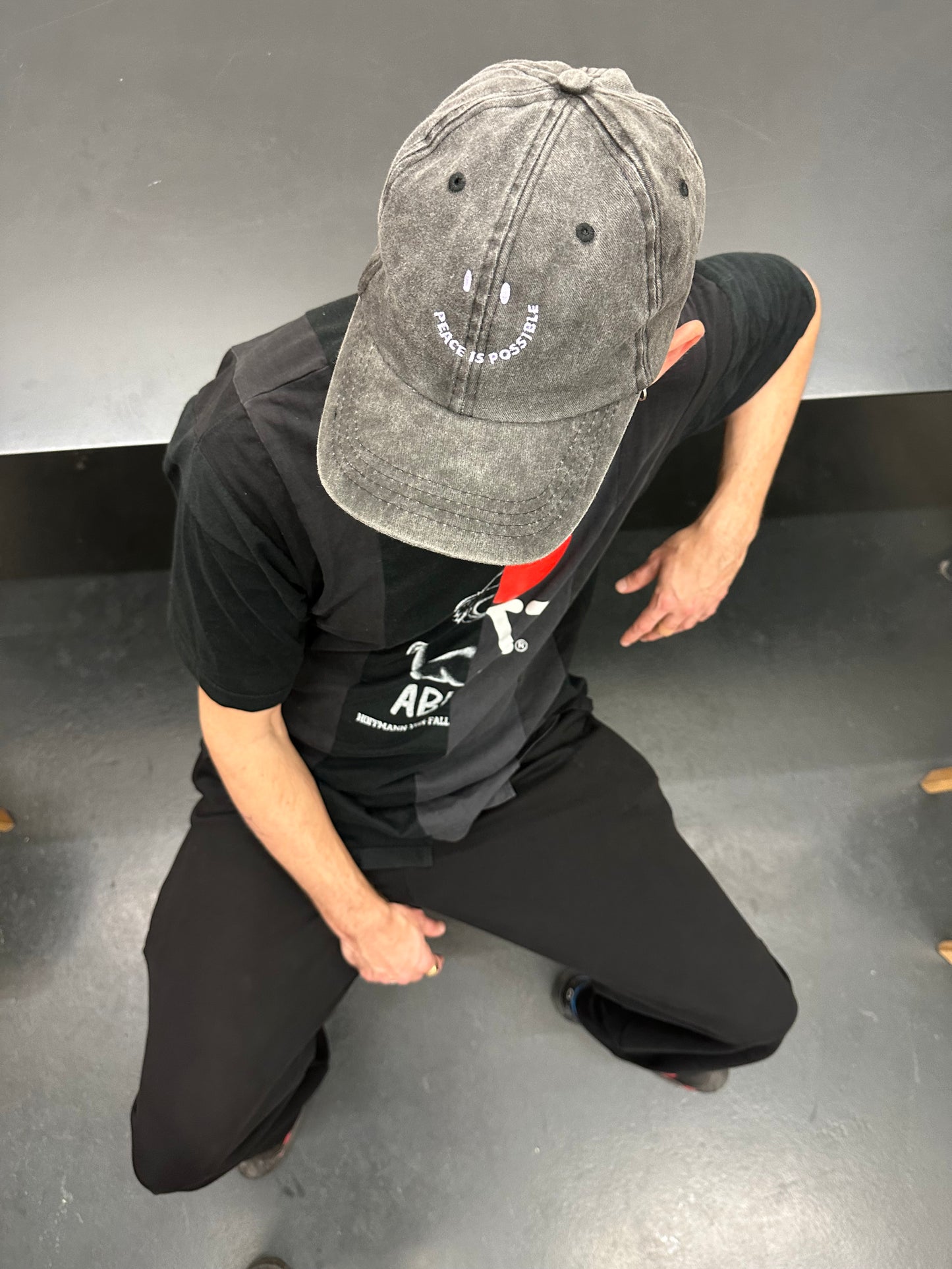 Retro cotton cap - Smiling Peace is Possible embroidery