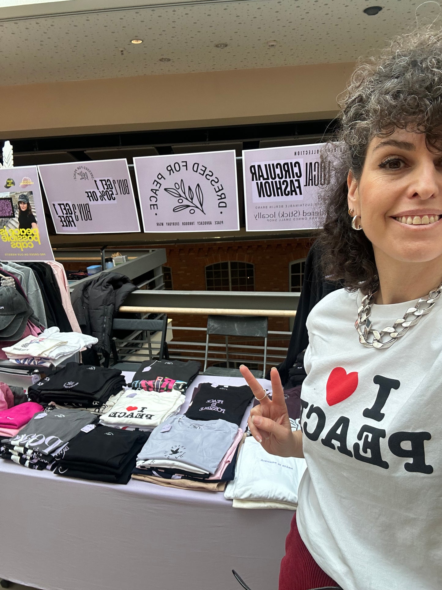 I heart Peace organic T-Shirt unisex and women style